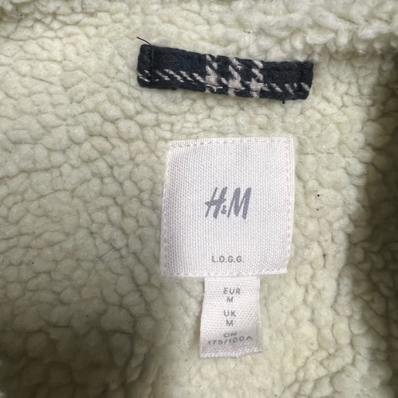 H&M Sherpa Lined Flannel Jacket - Picture 2 of 4